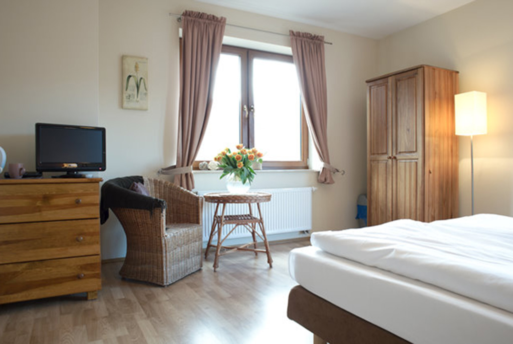 komfortowy salon w luksusowej willi na sprzedaż Szczyrk