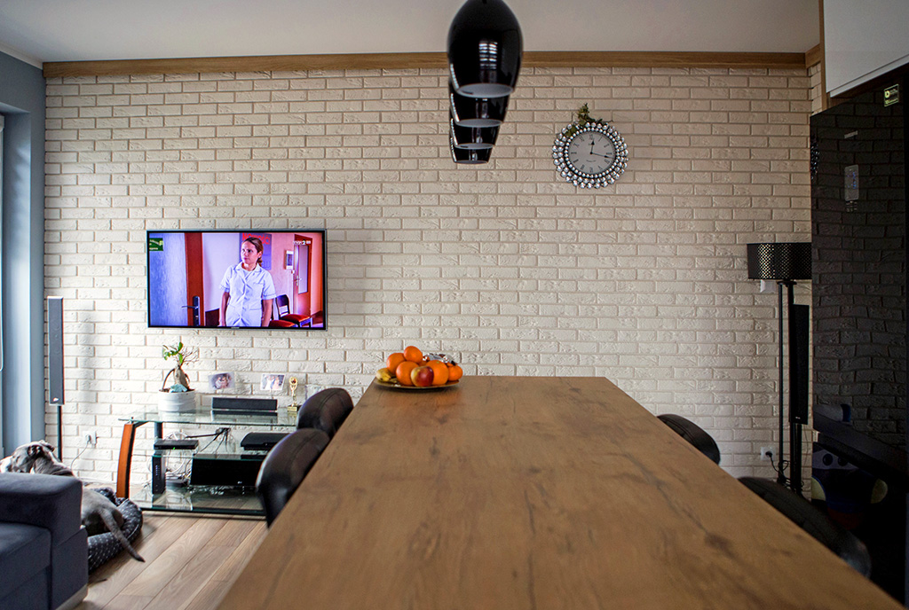 widok na salon w luksusowym apartamencie do sprzedaży Konin