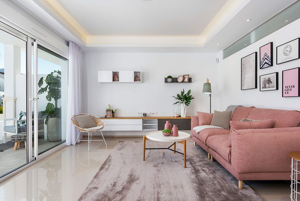 komfortowy salon w ekskluzywnym apartamencie do sprzedaży Ciudad Quesad (Hiszpania)