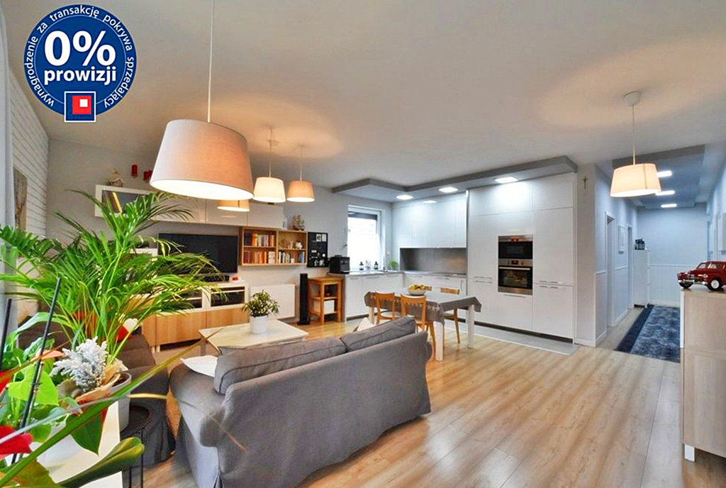 przestronny salon w ekskluzywnym apartamencie do sprzedaży Bolesławiec