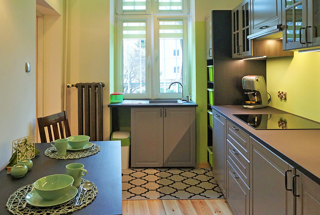 kuchnia w zabudowie w ekskluzywnym apartamencie do sprzedaży Wrocław