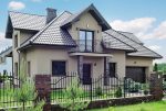 rzut od strony ulicy na luksusową willę na sprzedaż Częstochowa (okolice)