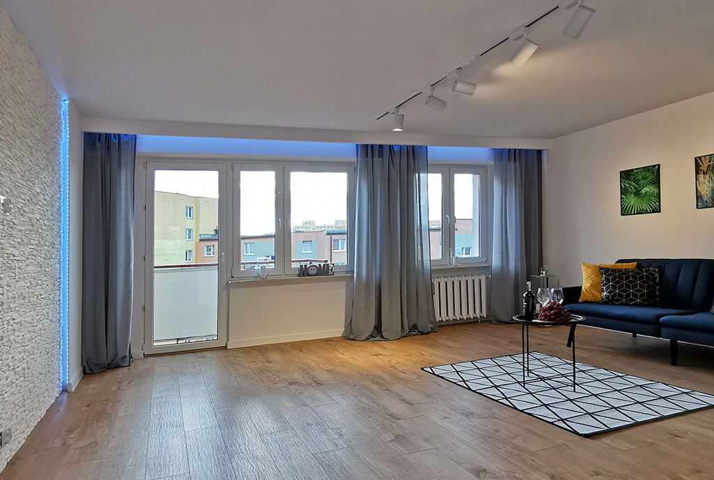widok na salon w luksusowym apartamencie do sprzedaży Grudziądz