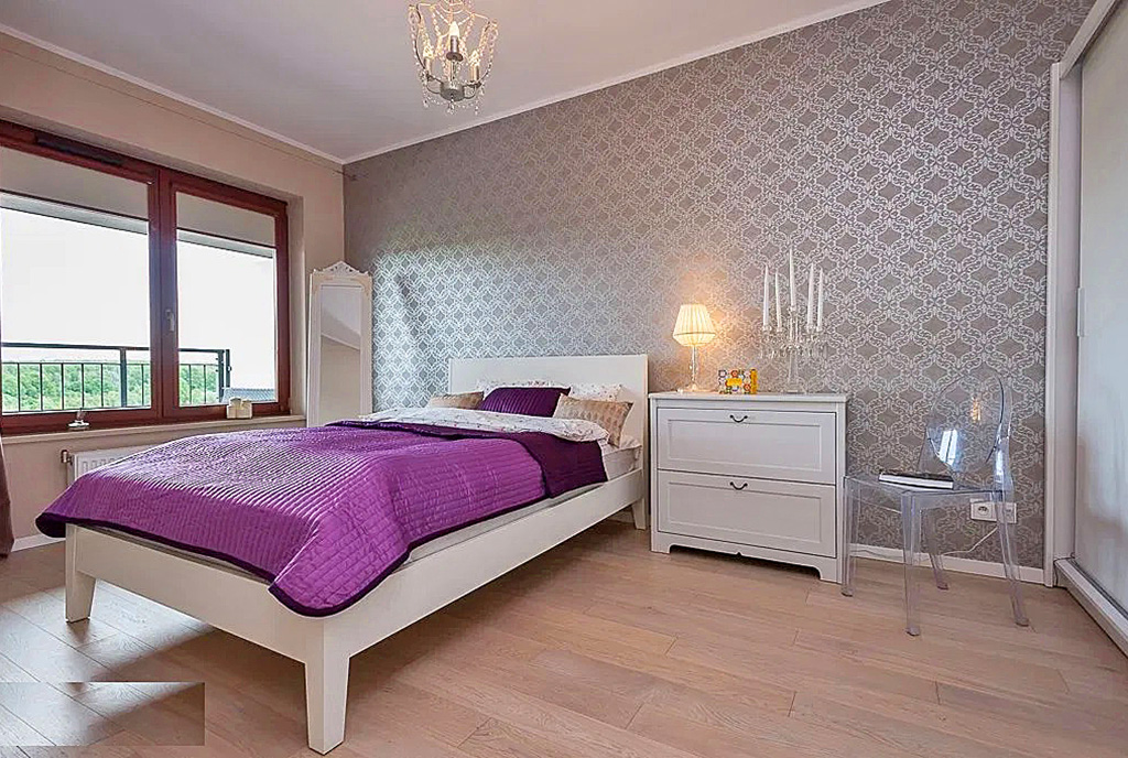 na zdjęciu zaciszna sypialnia w ekskluzywnym apartamencie do sprzedaży Katowice