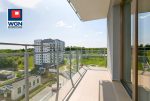 na zdjęciu ogromny taras przy luksusowym apartamencie na sprzedaż Gdańsk