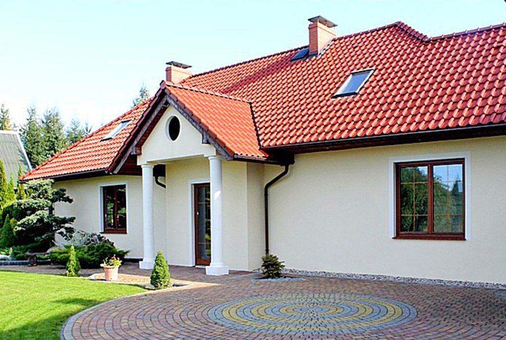 widok od przodu na ekskluzywną willę na sprzedaż Starogard Gdański