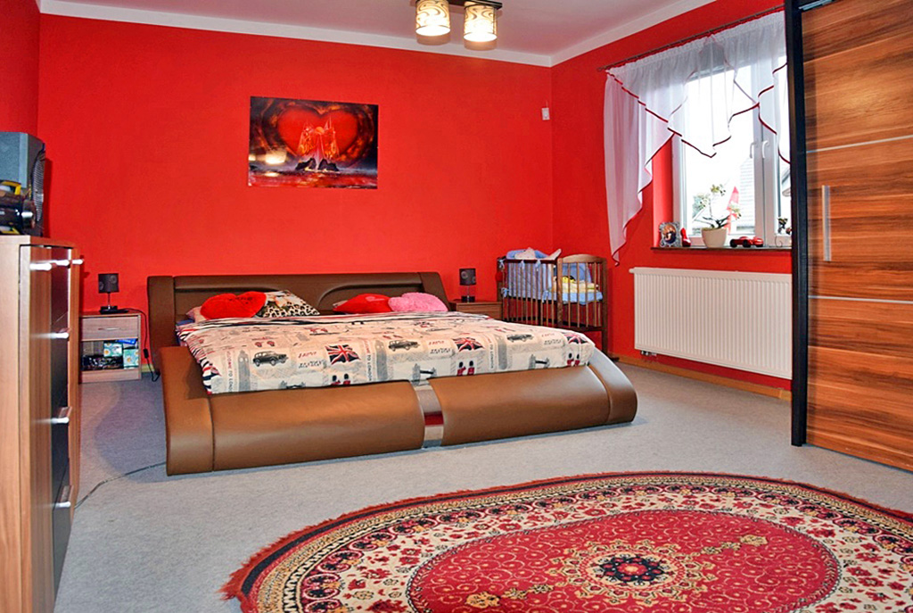 prywatna, zaciszna sypialnia w luksusowej willi do sprzedaży Legnica (okolice)