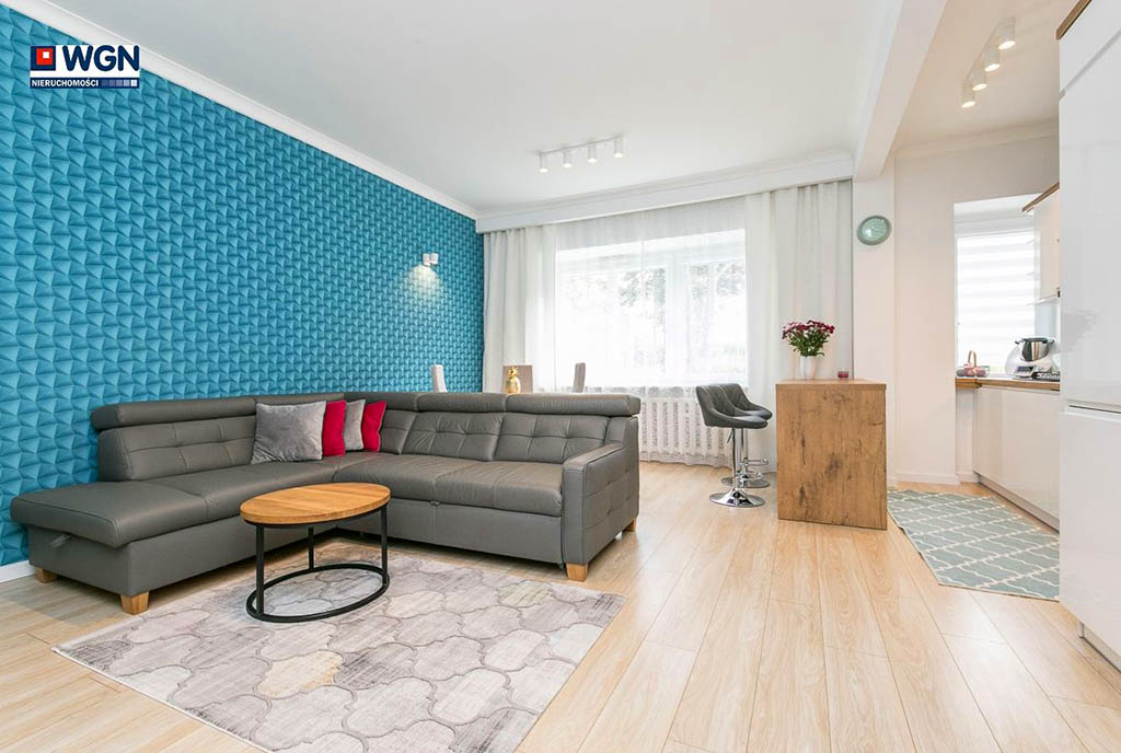 komfortowe wnętrze salonu w ekskluzywnym apartamencie do sprzedaży Gdynia