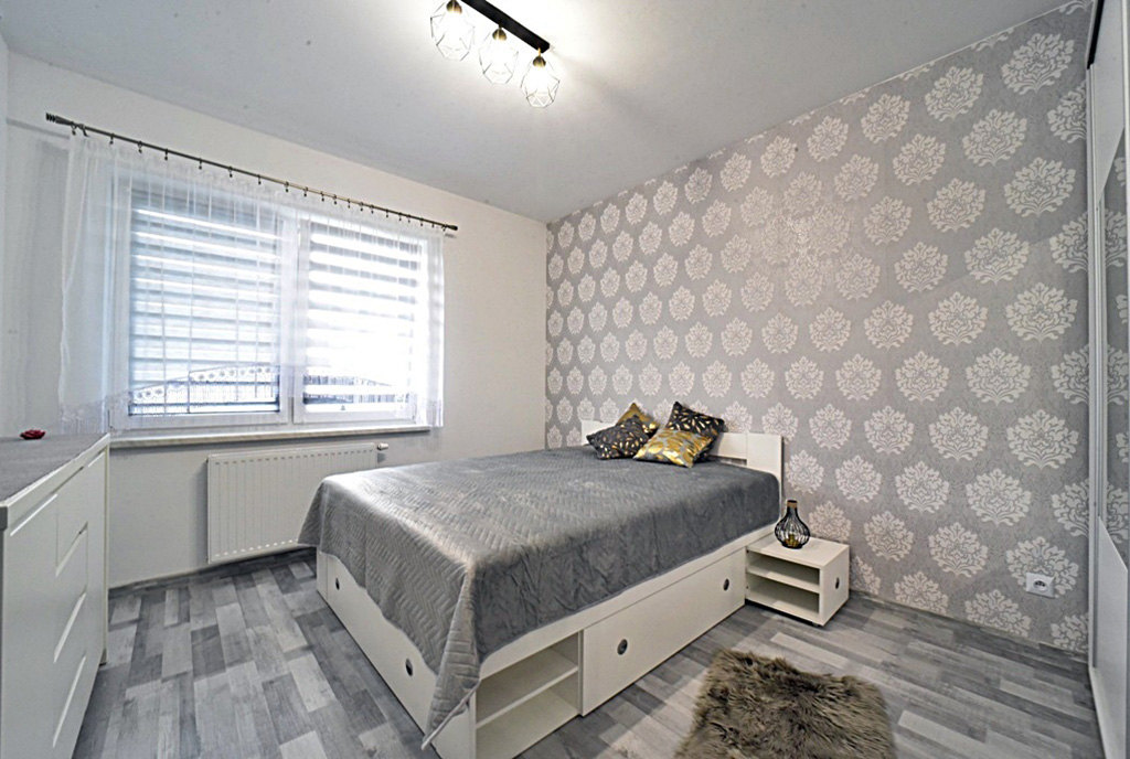 zaciszna sypialnia w ekskluzywnym apartamencie na wynajem Bolesławiec