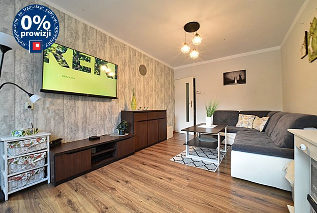 słoneczny salon w ekskluzywnym apartamencie do sprzedaży Bolesławiec