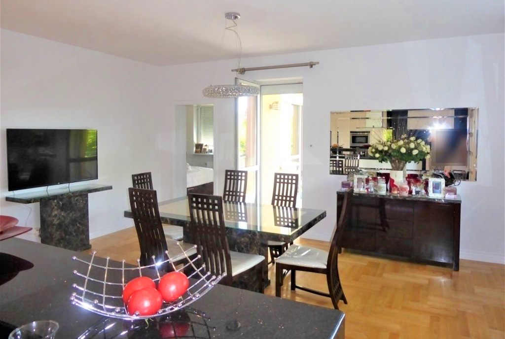 komfortowy salon w luksusowym apartamencie na sprzedaż Częstochowa