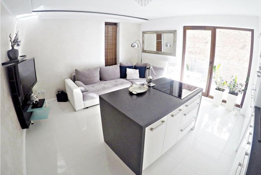 komfortowy salon w ekskluzywnym apartamencie do sprzedaży Szczecin