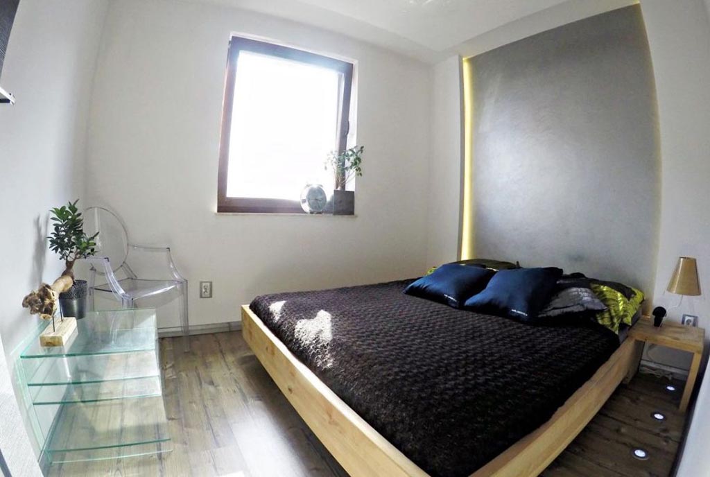 zaciszna sypialnia w ekskluzywnym apartamencie do sprzedaży Szczecin