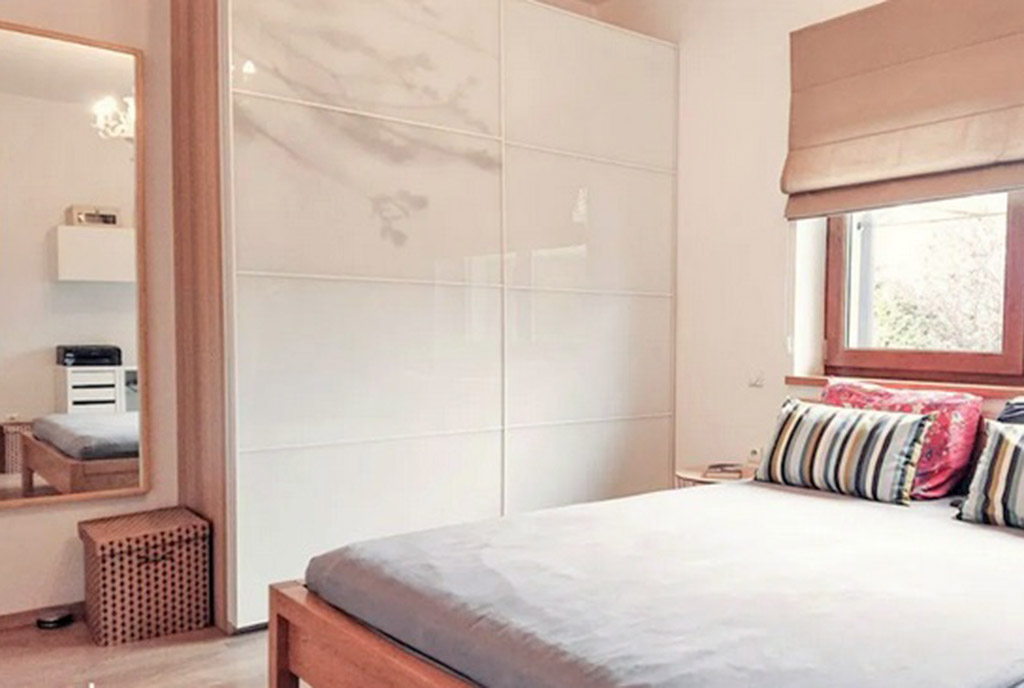 prywatna sypialnia w luksusowej willi na wynajem Łódź (okolice)