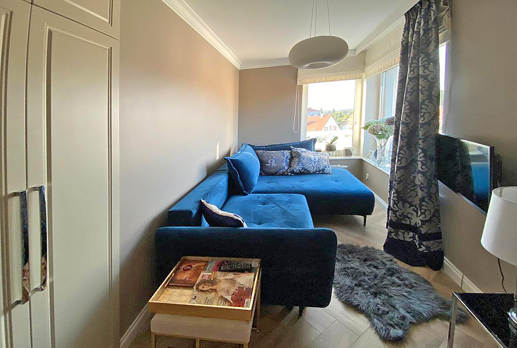 fragment salonu w luksusowym apartamencie na sprzedaż Szczecin