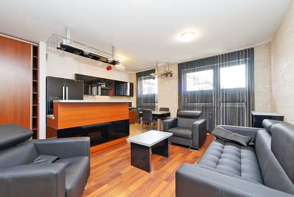 prestiżowy salon w ekskluzywnym apartamencie do wynajęcia Tarnów