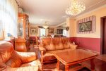 elegancki salon w luksusowej willi na sprzedaż Poznań (okolice)