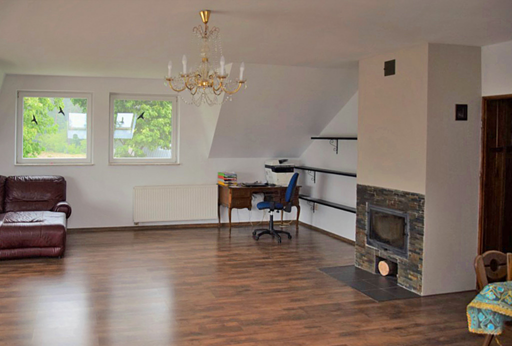 elegancki pokój dzienny w ekskluzywnej willi do sprzedaży Piotrków Trybunalski (okolice)