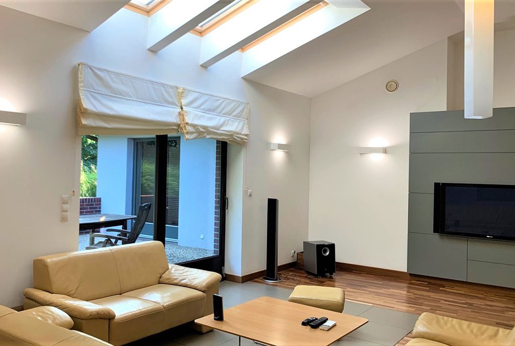 designerski salon w ekskluzywnej willi do sprzedaży Wrocław (okolice)