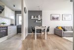 druga strona luksusowego salonu w luksusowym apartamencie do sprzedaży Kalisz (okolice)