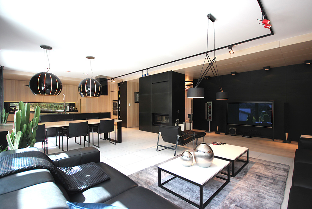 komfortowy pokój dzienny w luksusowej willi na sprzedaż Szczecin (okolice)