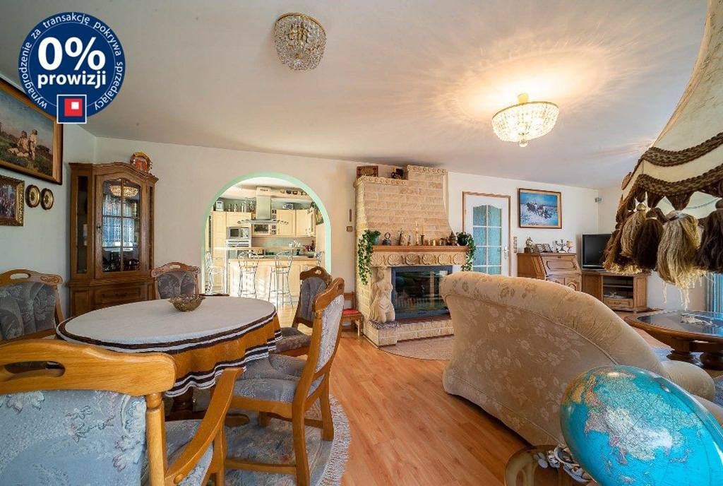 wytworny salon w ekskluzywnej willi do sprzedaży Bolesławiec