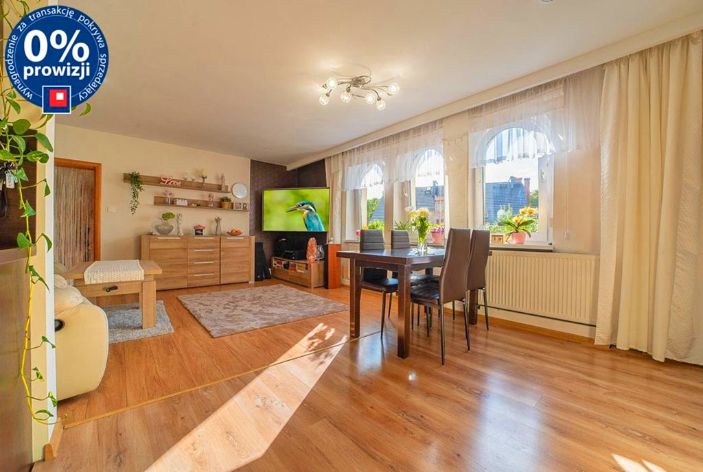 wytworny salon w ekskluzywnym apartamencie do sprzedaży Bolesławiec