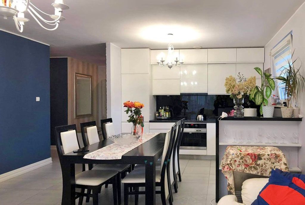 kuchnia w stylowej zabudowie w ekskluzywnym apartamencie do sprzedaży Gdańsk