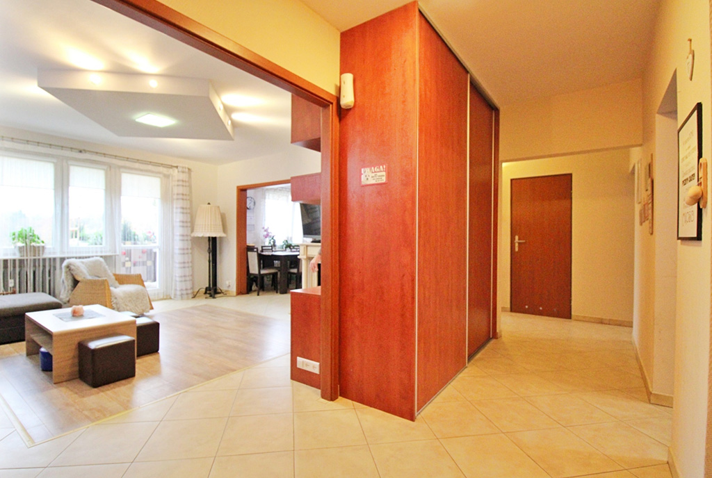 przestronne wnętrze luksusowego apartamentu na sprzedaż Gorzów Wielkopolski