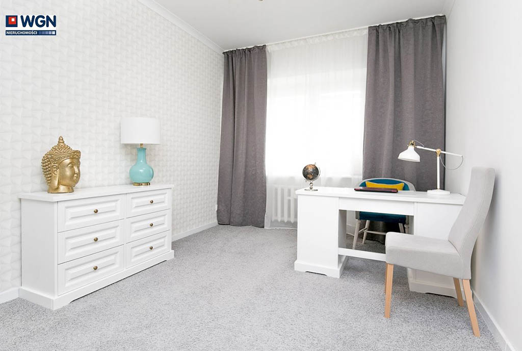 gabinet w luksusowym apartamencie do sprzedaży Gdynia