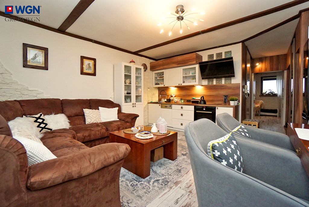 kameralny salon w ekskluzywnym apartamencie do sprzedaży Konin