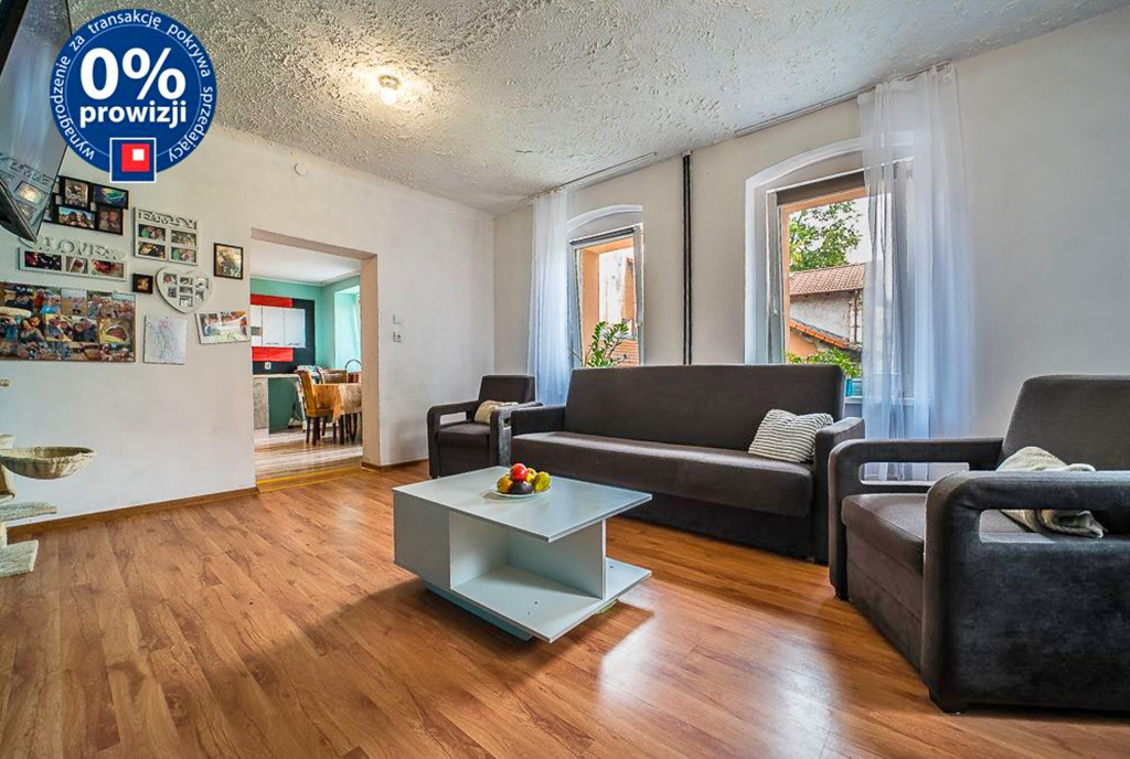 przestronne, jasne i widne wnętrze luksusowego apartamentu na sprzedaż Bolesławiec
