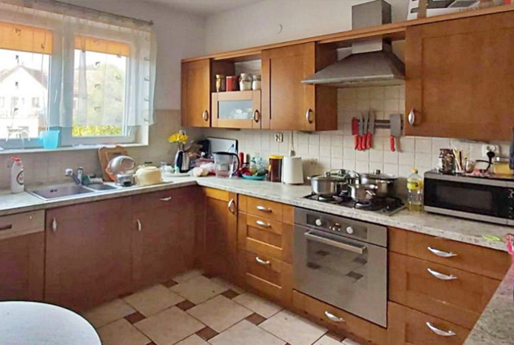 praktycznie zabudowana kuchnia w ekskluzywnym apartamencie na wynajem
