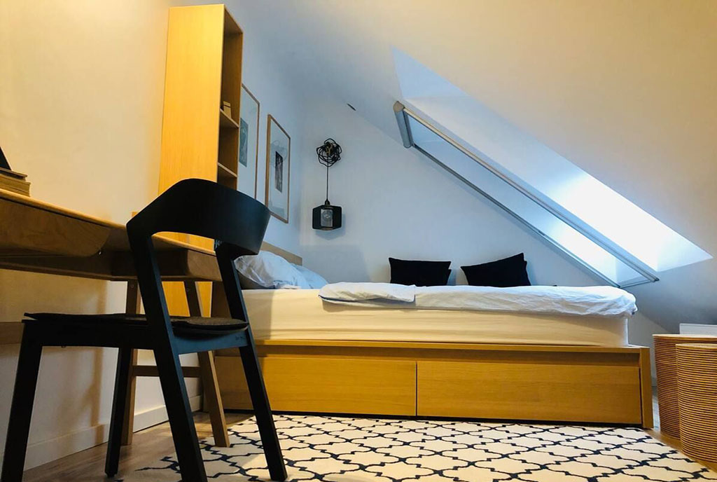 sypialnia albo pokój dla dziecka w luksusowym apartamencie do wynajmu Szczecin (okolice)