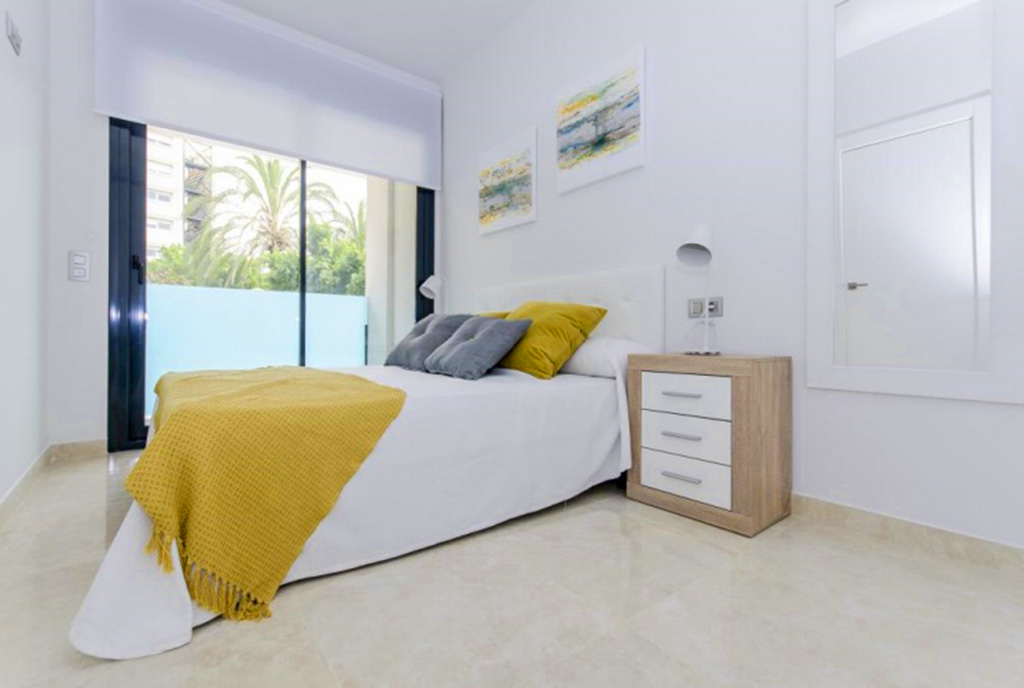 wygodna sypialnia w ekskluzywnym apartamencie na sprzedaż Hiszpania (Costa Blanca, Torrevieja)