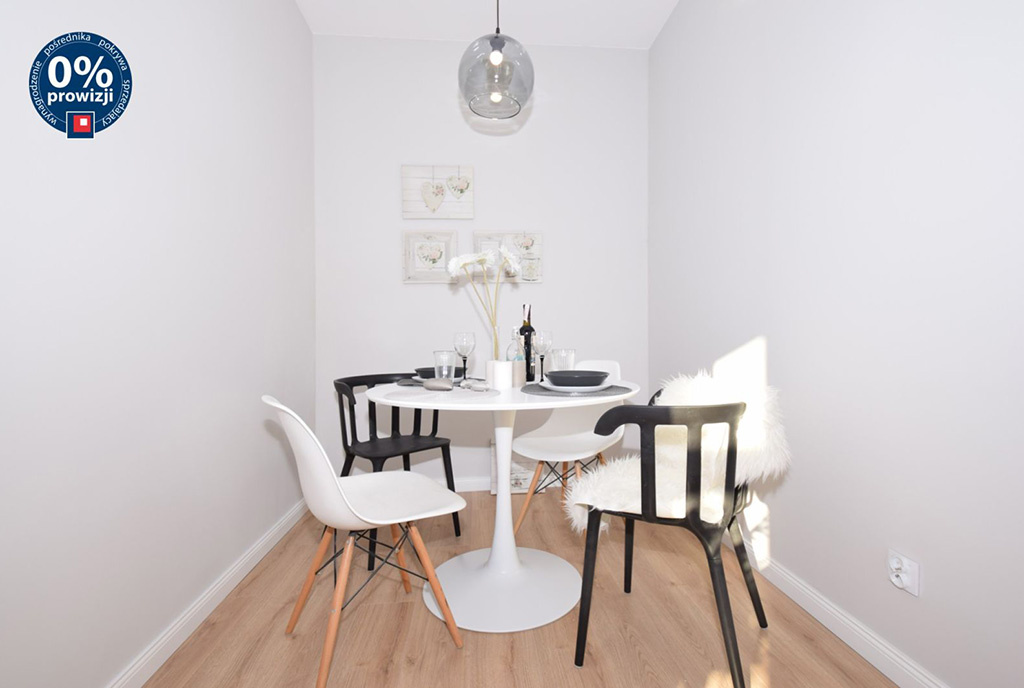 zbliżenie na jadalnię w ekskluzywnym apartamencie do sprzedaży Lublin