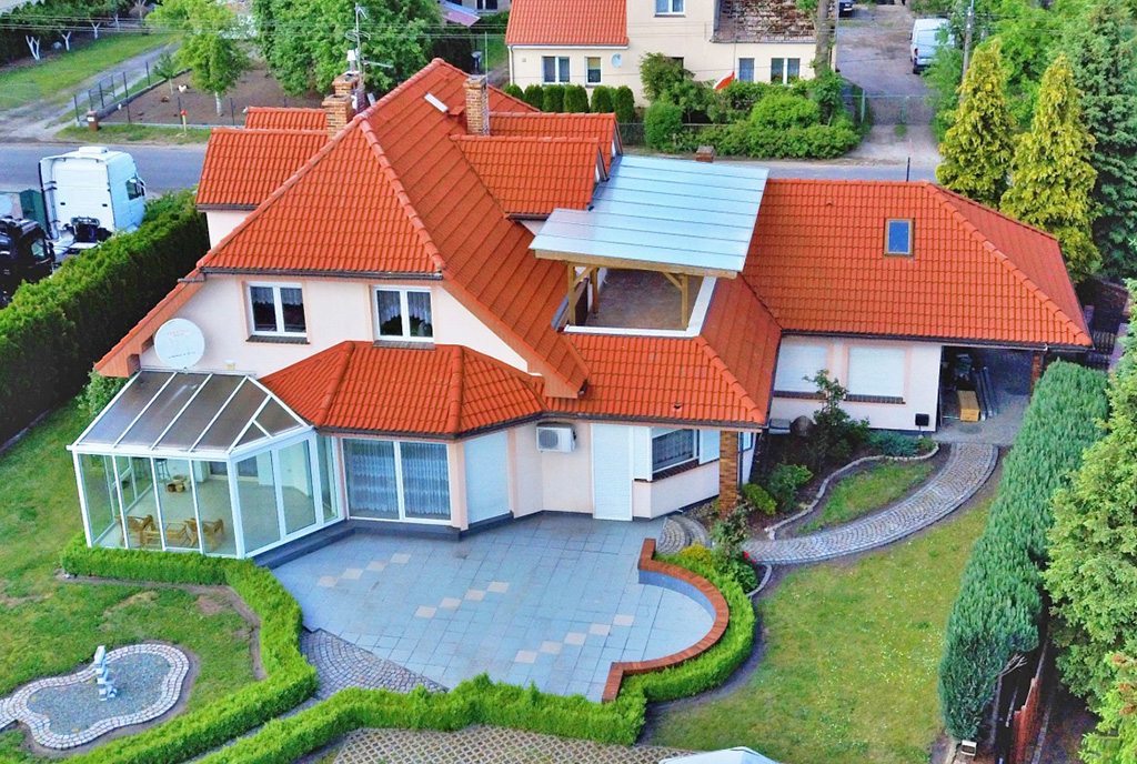 widok z góry na luksusową willę do sprzedaży Gorzów Wielkopolski