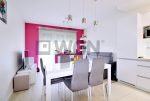 widok na jadalnię oraz salon w luksusowym apartamencie na sprzedaż Gorzów Wielkopolski