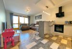 imponujący rozmachem salon w ekskluzywnym apartamencie do sprzedaży Szczecin