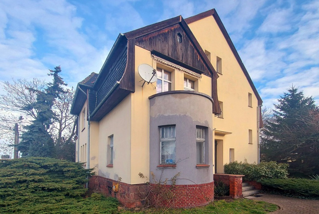 imponująca bryła luksusowej willi do sprzedaży Leszno