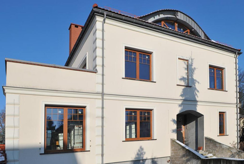 zapierająca dech w piersiach bryła ekskluzywnej willi na sprzedaż Szczecin