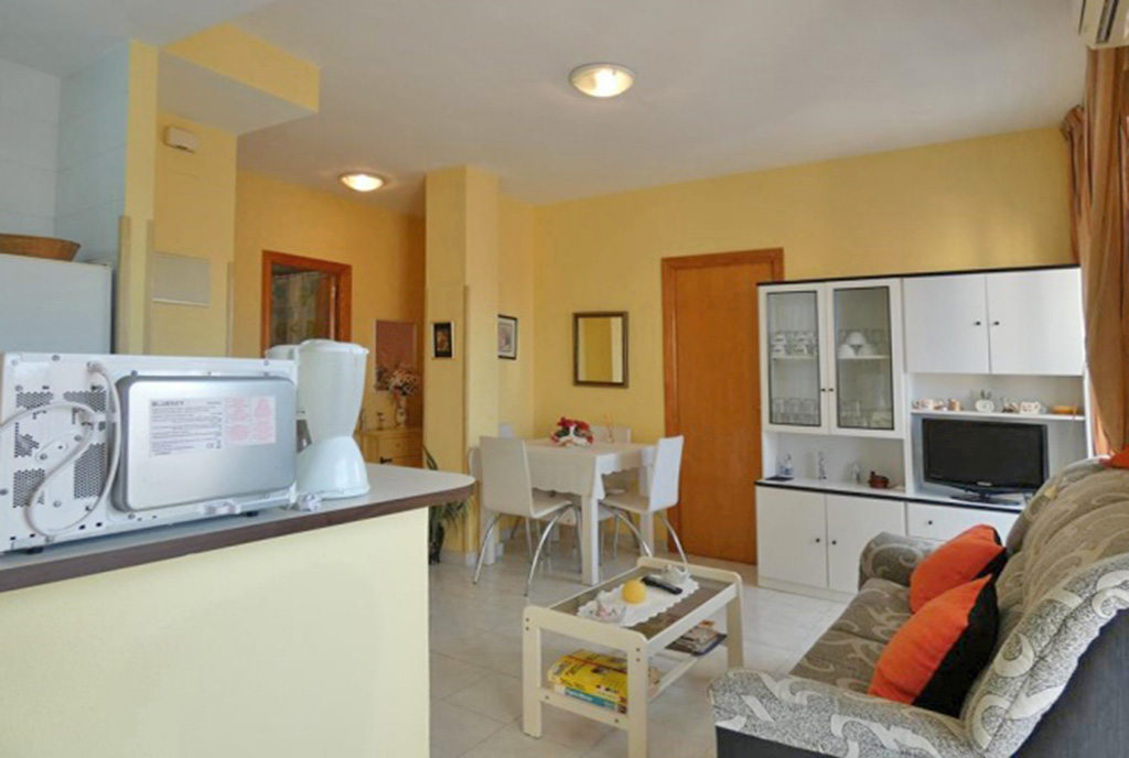 funkcjonalnie zaaranżowana kuchnia w ekskluzywnym apartamencie do sprzedaży Hiszpania (Costa Blanca)