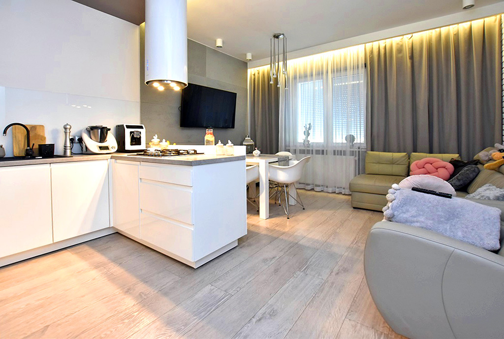 efektowne oświetlenie wnętrza ekskluzywnego apartamentu na sprzedaz Inowrocław