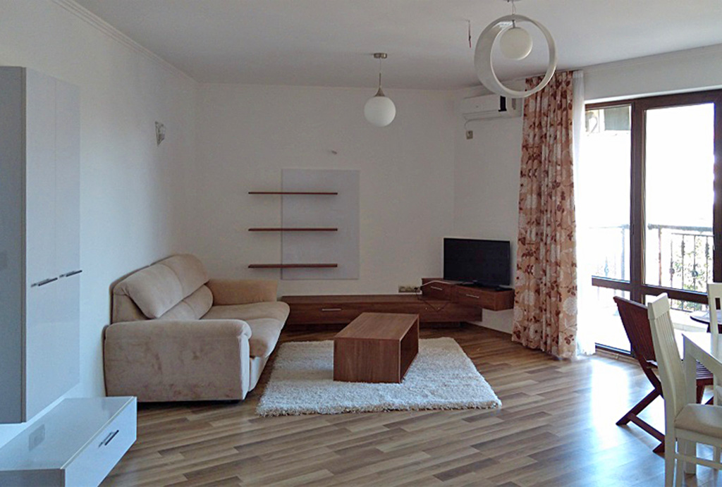 stylowy pokój dzienny w luksusowym apartamencie do sprzedaży Bułgaria