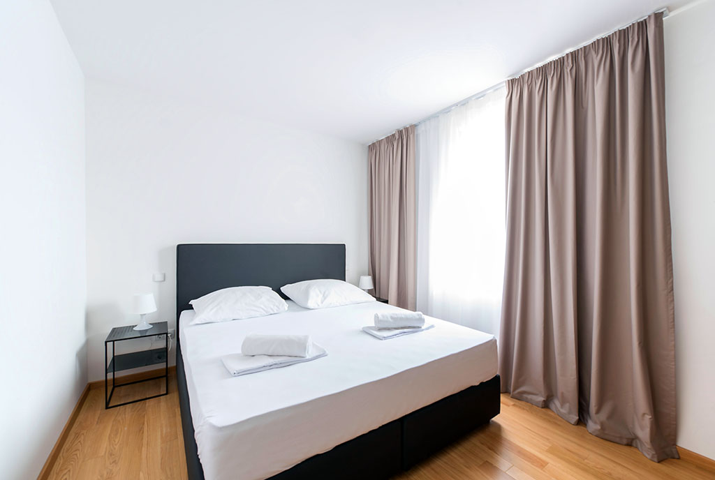 elegancka sypialnia w ekskluzywnym apartamencie na sprzedaż Chorwacja (Sovlje)