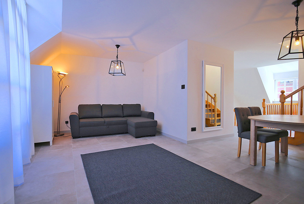 zapierające dech rozmachem wnętrze ekskluzywnego apartamentu na wynajem Szczecin