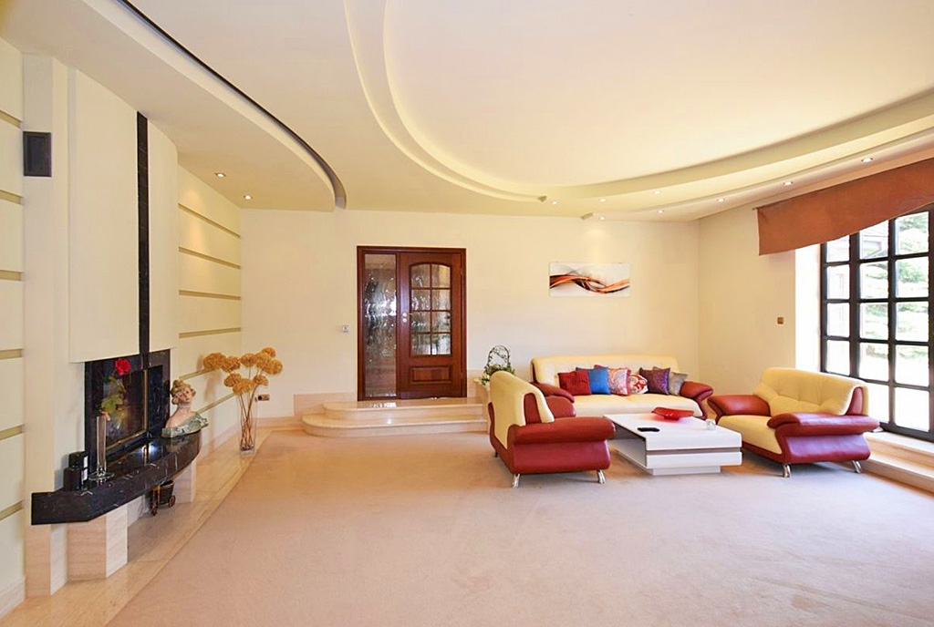 elegancki salon w ekskluzywnej willi do sprzedaży Lublin (okolice)