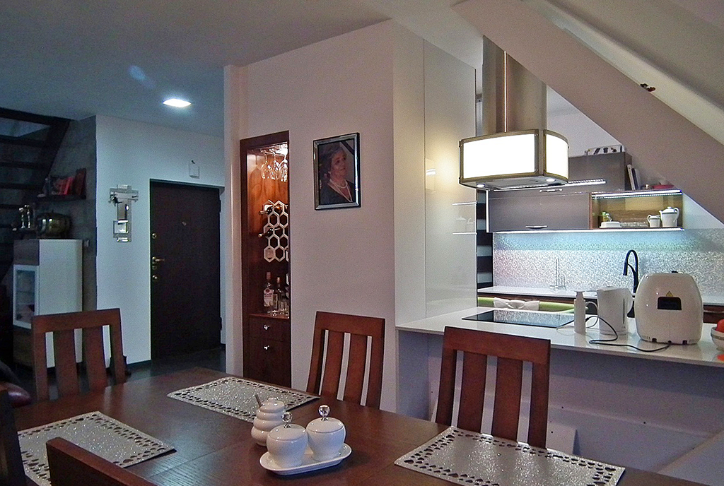 komfortowo zaaranżowana przestrzeń ekskluzywnego apartamentu na sprzedaż Legnica