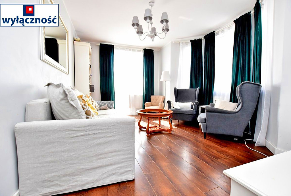 zapierające dech w piersiach rozmachem i bogactwem wnętrze ekskluzywnego apartamentu do sprzedaży Inowrocław