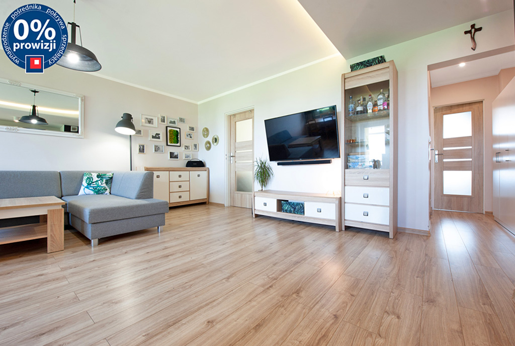 przeciwległa strona salonu w luksusowym apartamencie na sprzedaż Katowice (okolice)